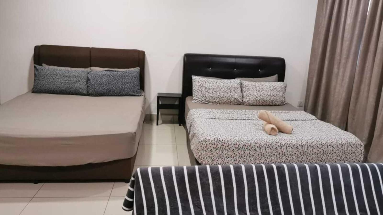 Peanut Butter Homestay #Trefoil Setia City Сетия-Алам Экстерьер фото